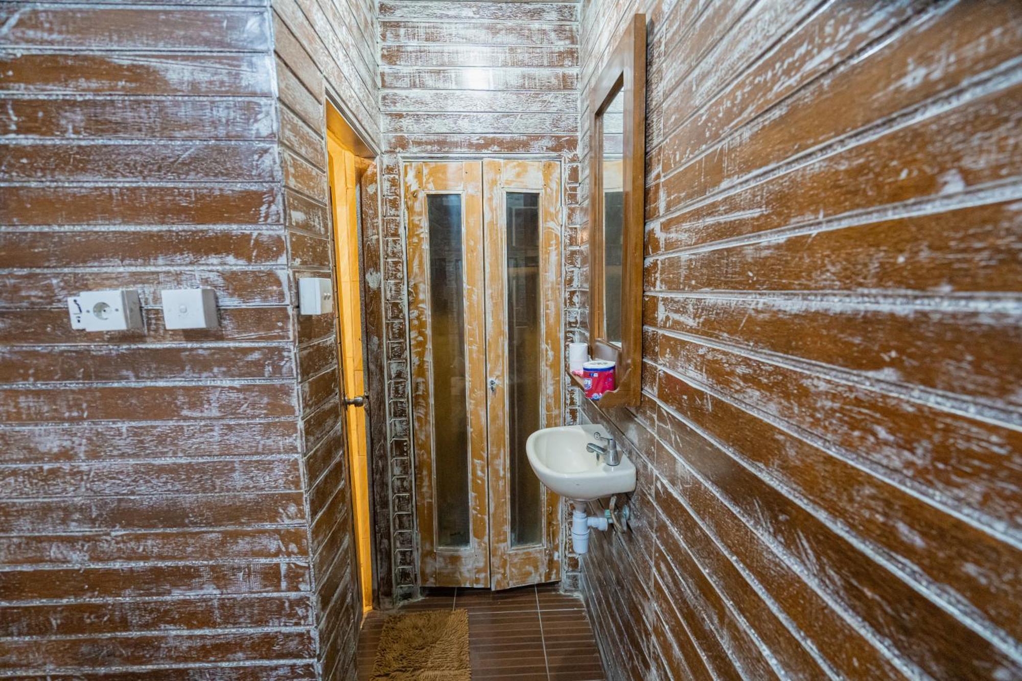 Batununggul The Mel Homestay מראה חיצוני תמונה