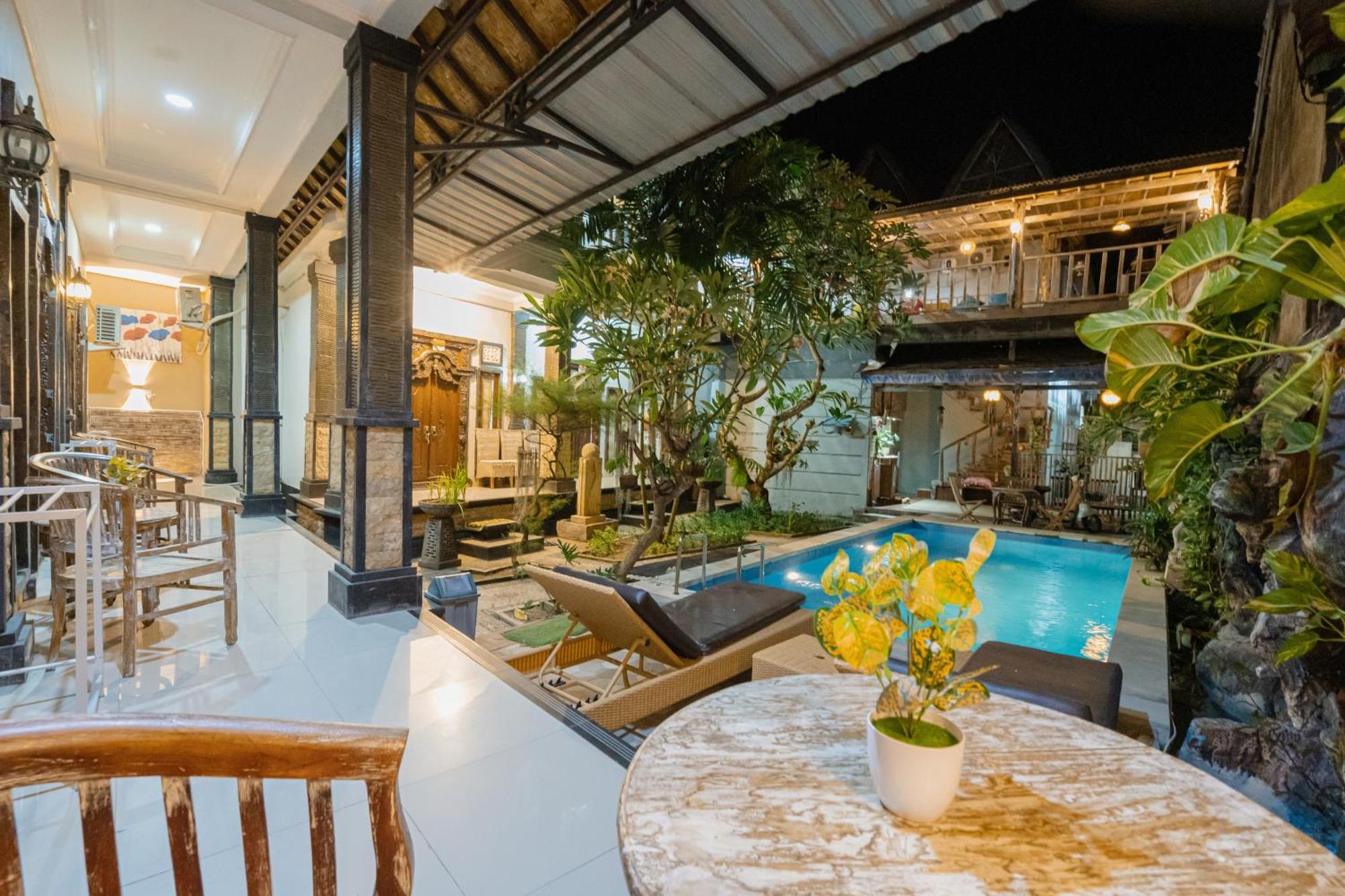 Batununggul The Mel Homestay מראה חיצוני תמונה